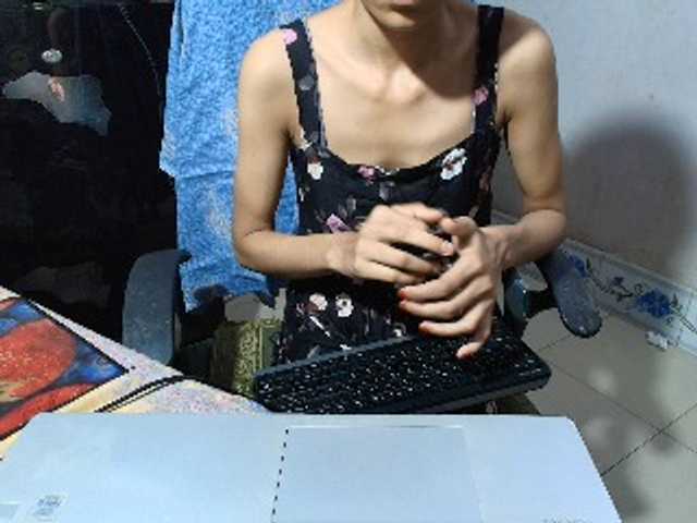 Yeasty1men live cam on BongaCams