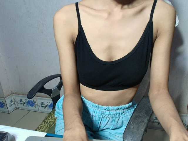 Yeasty1men live cam on BongaCams