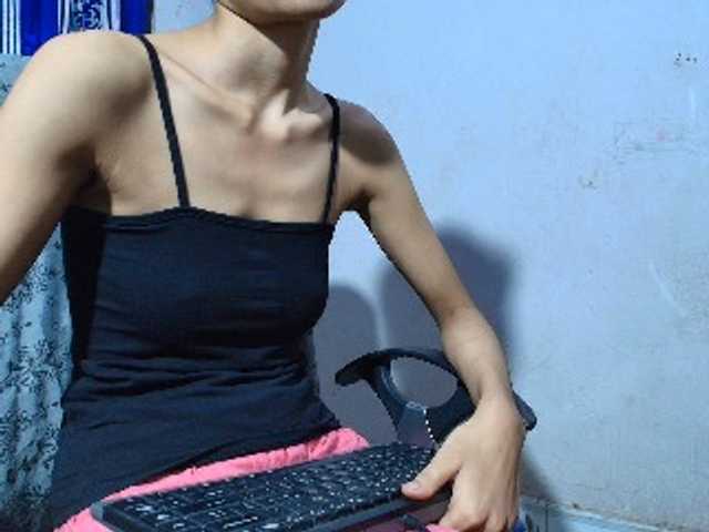 Yeasty1men live cam on BongaCams