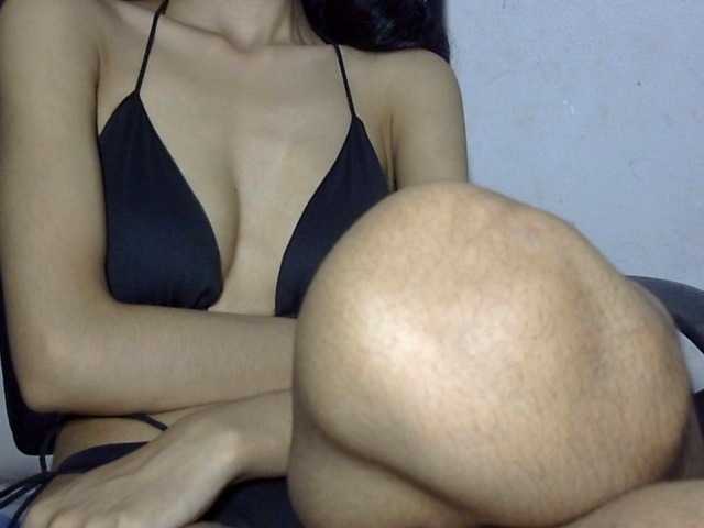 Yeasty1men live cam on BongaCams