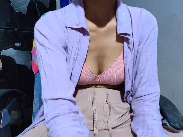 Yeasty1men live cam on BongaCams