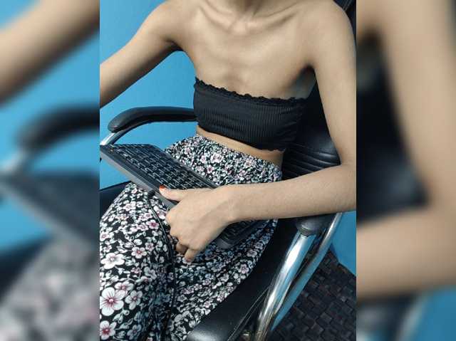 Yeasty1men live cam on BongaCams