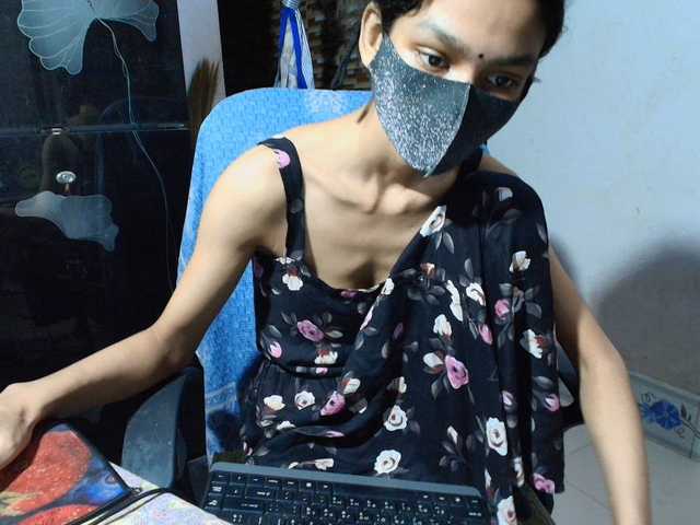 Yeasty1men live cam on BongaCams