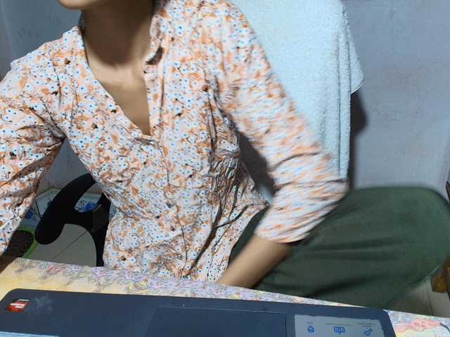 Yeasty1men live cam on BongaCams