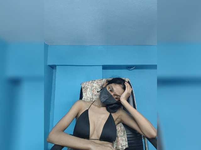 Yeasty1men live cam on BongaCams