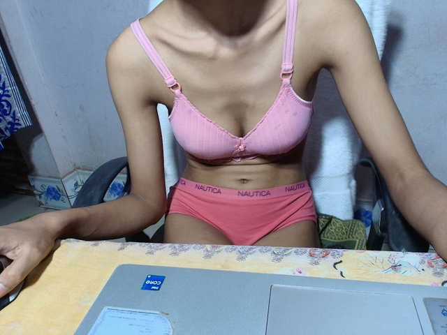 Yeasty1men live cam on BongaCams