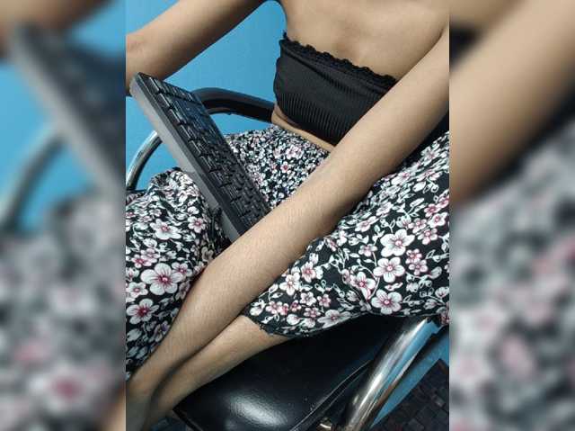 Yeasty1men live cam on BongaCams