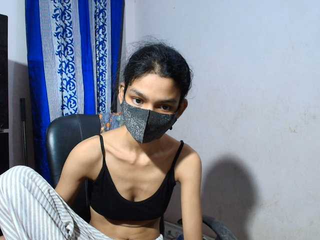 Yeasty1men live cam on BongaCams