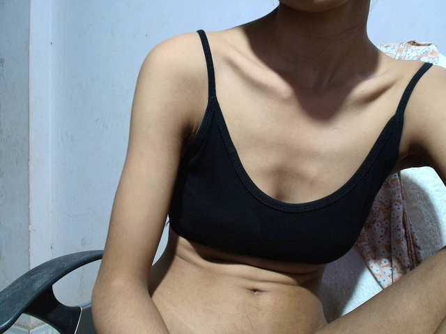 Yeasty1men live cam on BongaCams