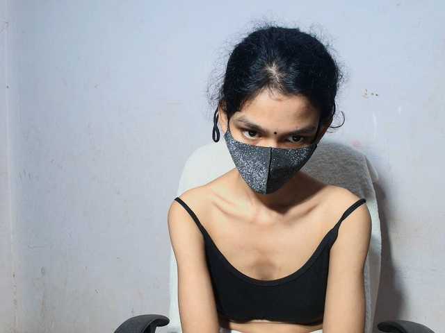 Yeasty1men live cam on BongaCams