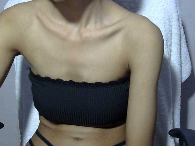 Yeasty1men live cam on BongaCams