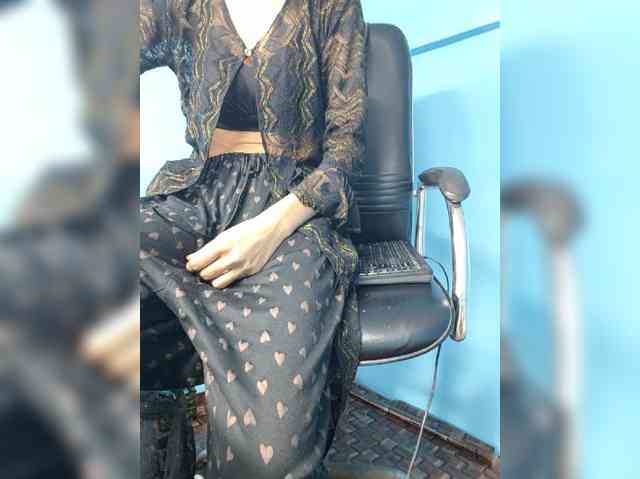 Sreya_Rupa webcam