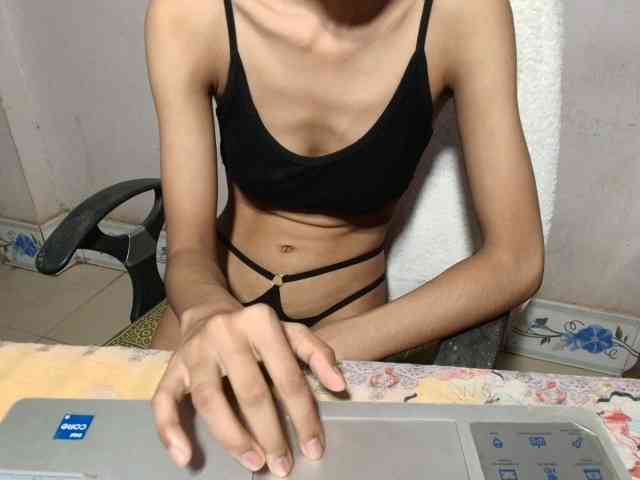 Yeasty1men - Girl 
