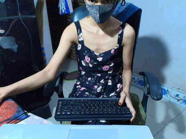 Yeasty1men's webcam live show