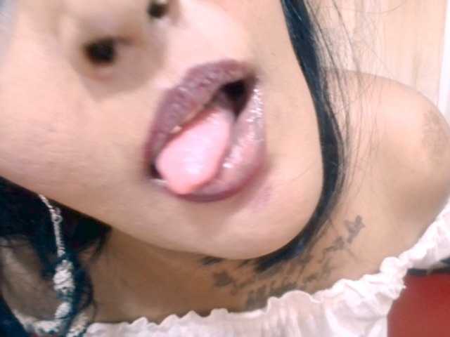 SassyIndian live cam on BongaCams