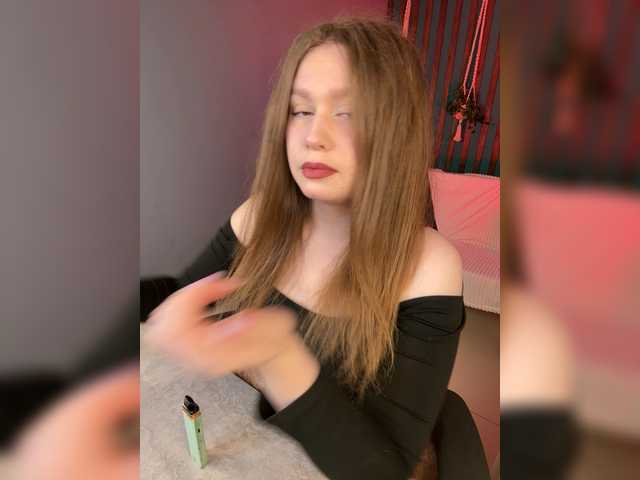FioraMarmoris live cam on BongaCams