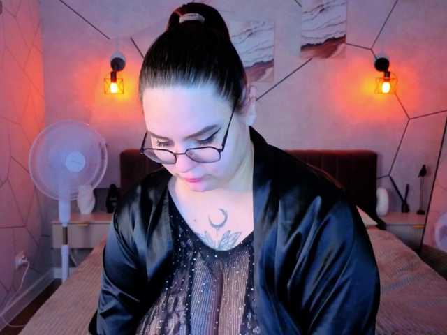 Kity-Mooree live cam preview