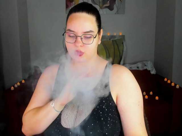 Kity-Mooree live cam on BongaCams