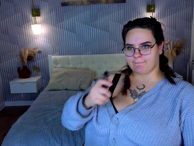 Kity-Mooree live cam preview