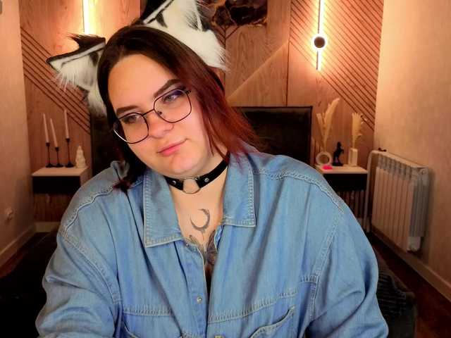 Kity-Mooree live cam preview