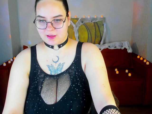 Kity-Mooree live cam preview