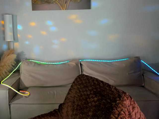Kity-Mooree live cam on BongaCams