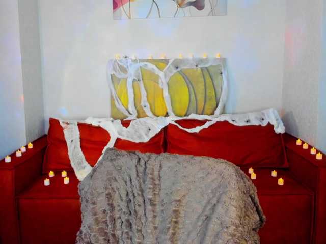 Kity-Mooree live cam on BongaCams