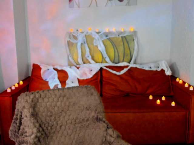 Kity-Mooree live cam on BongaCams