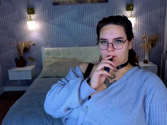 Kity-Mooree live cam preview