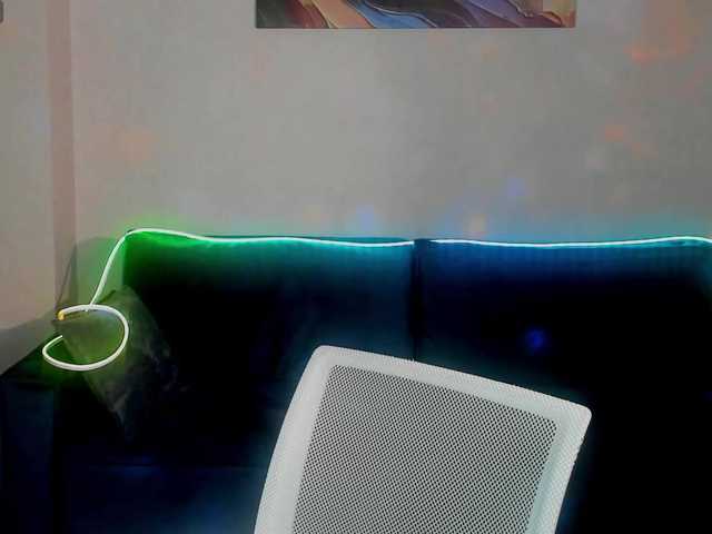 Kity-Mooree live cam on BongaCams