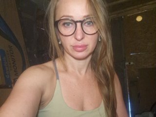 KKiraa87 Porn Show