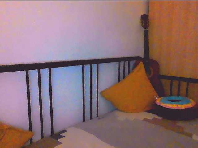 KKiraa87 live cam on BongaCams