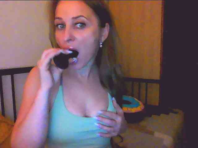 KKiraa87's webcam live show