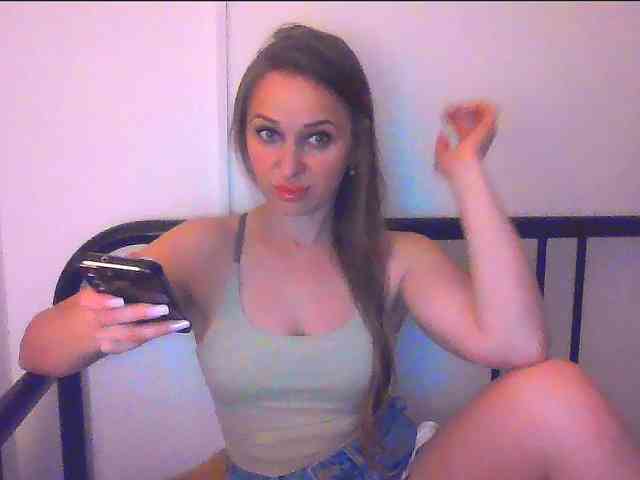 KKiraa87 webcam