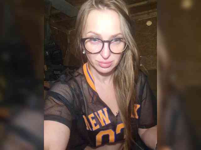 Modella: KKiraa87