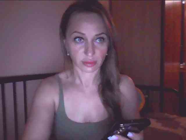 KKiraa87 webcam
