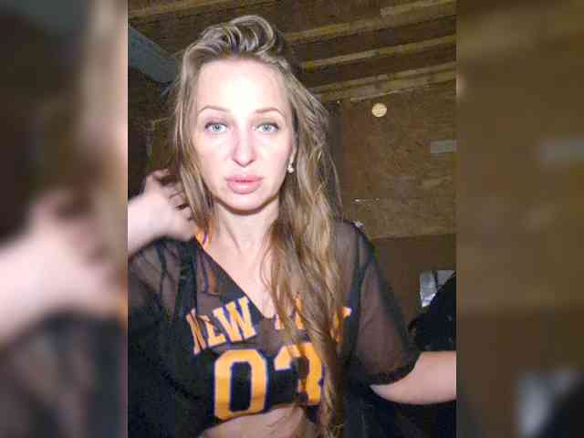 Modella: KKiraa87