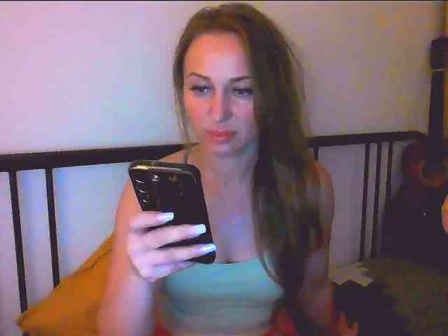 KKiraa87 webcam