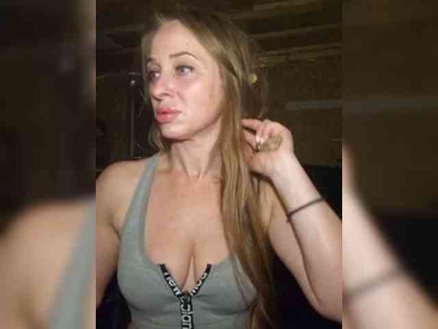 Modella: KKiraa87