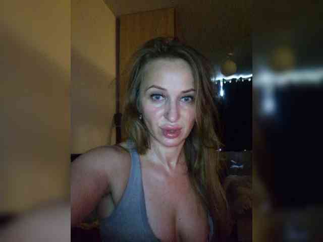 KKiraa87 webcam