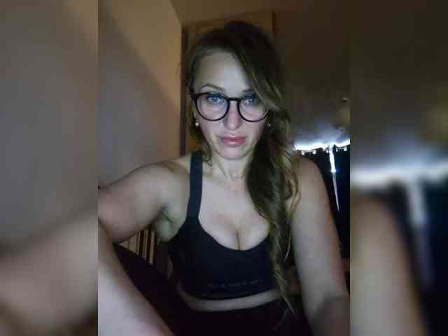 Modella: KKiraa87