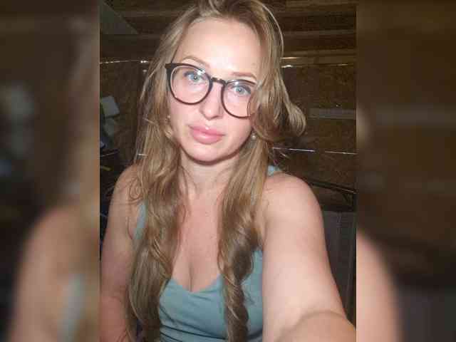 Modella: KKiraa87