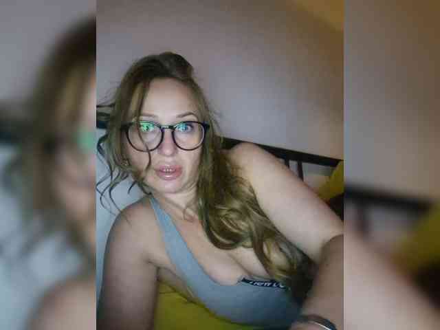 Modella: KKiraa87