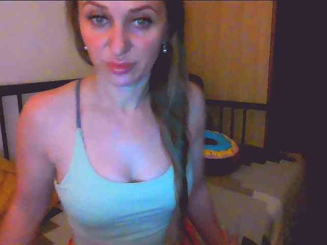 Modella: KKiraa87