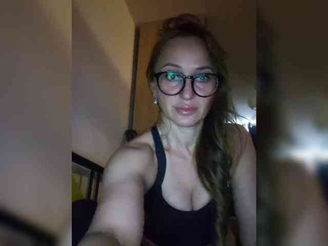 Modella: KKiraa87