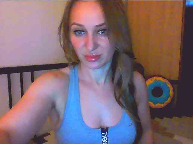 Modella: KKiraa87