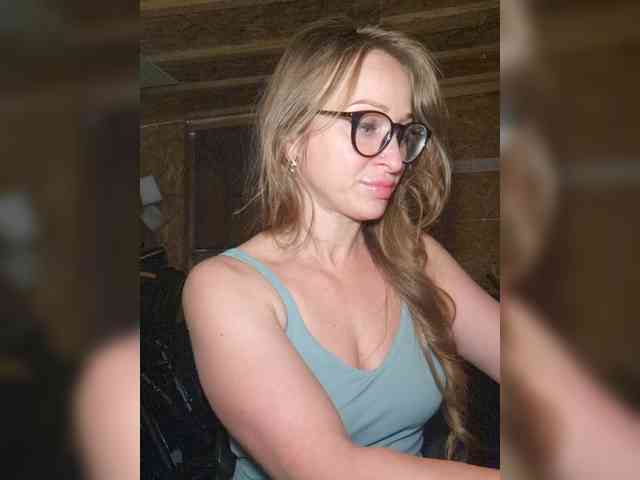 Modella: KKiraa87