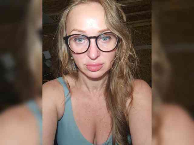 Modella: KKiraa87
