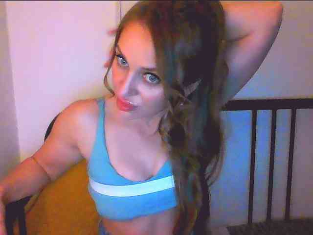 Modella: KKiraa87