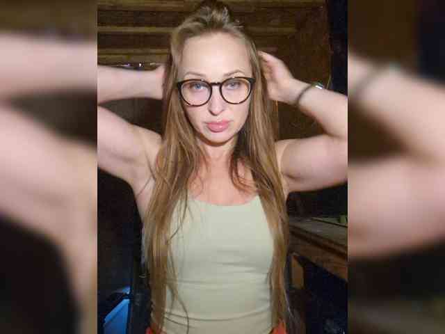 Modella: KKiraa87